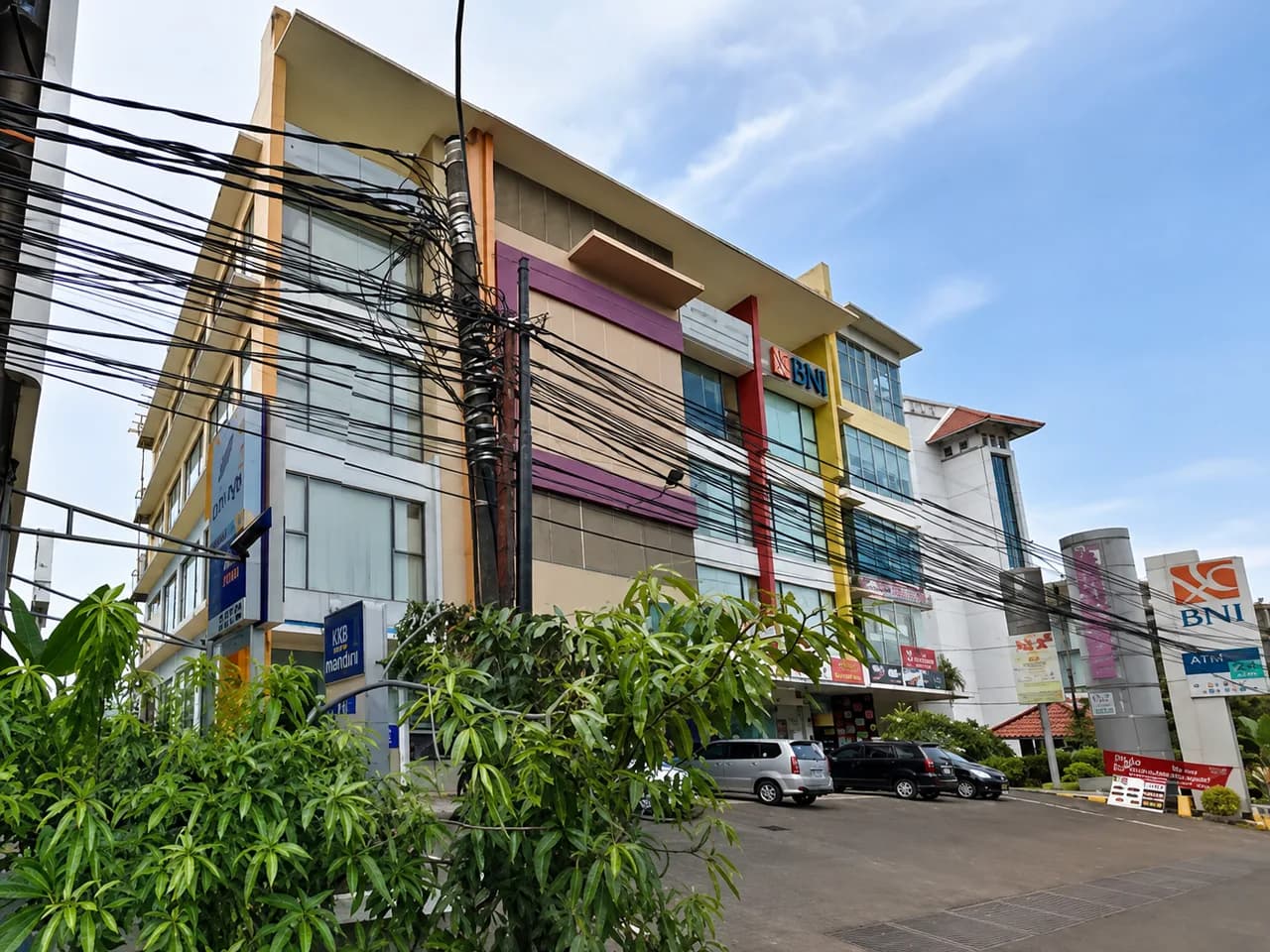 Front view of Gedung Fancy Mampang